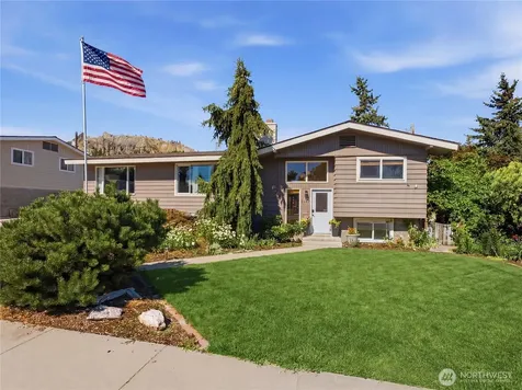 1116 Wedgewood Avenue Wenatchee WA 98801