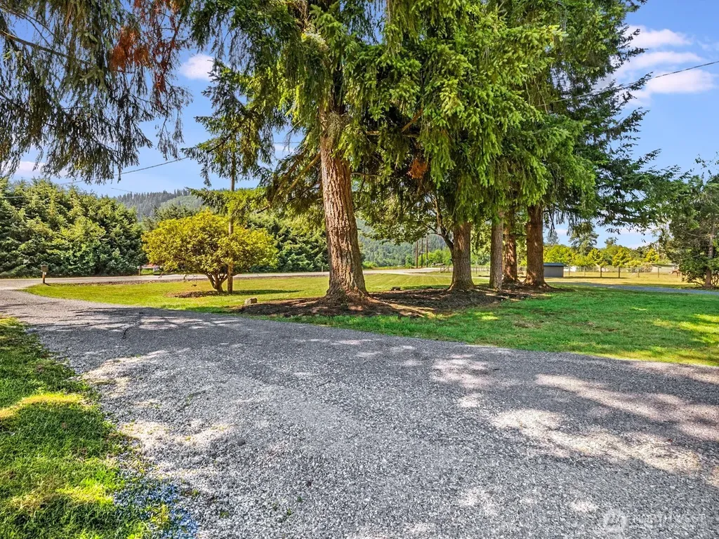 20021 State Route 530 NE Arlington WA 98223