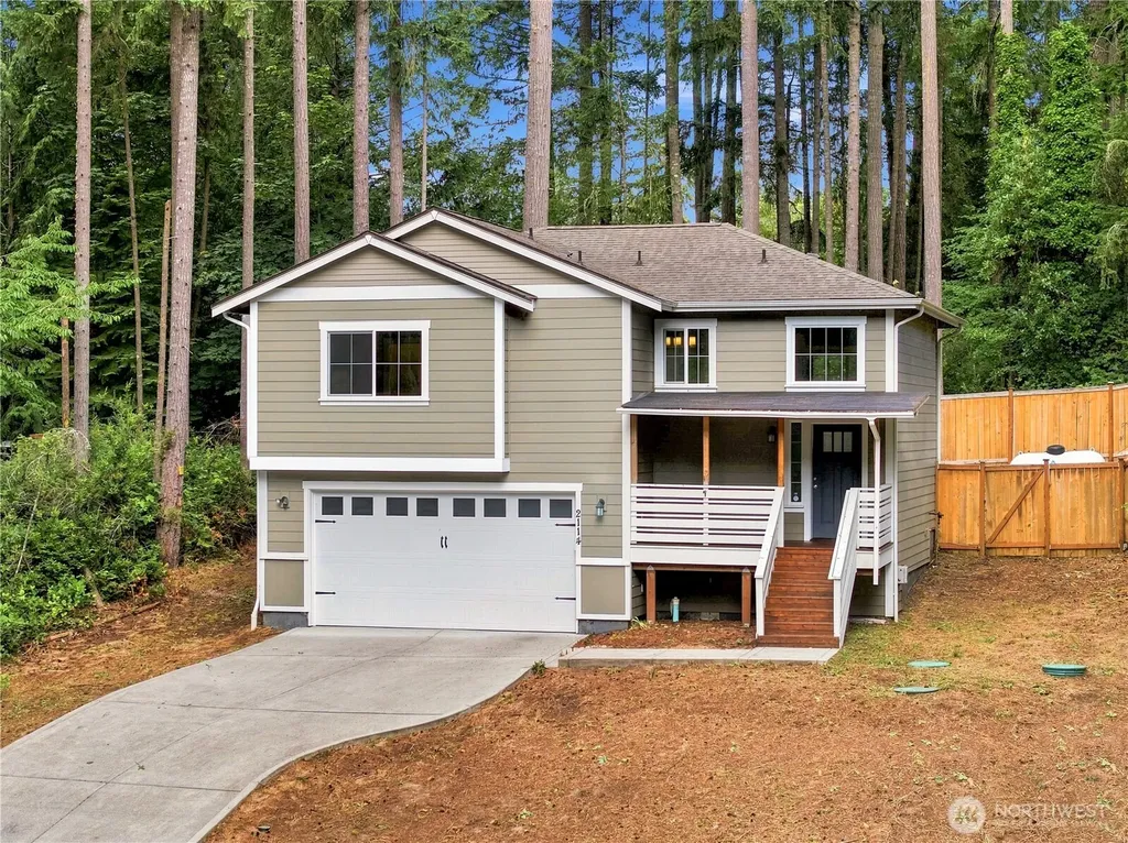 2114 191st Avenue SW Lakebay WA 98349