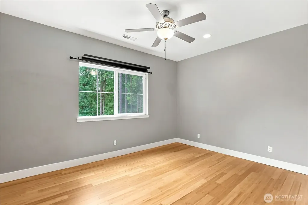 2114 191st Avenue SW Lakebay WA 98349