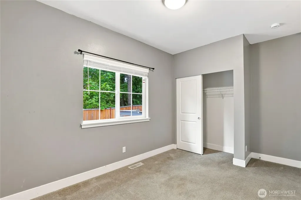 2114 191st Avenue SW Lakebay WA 98349