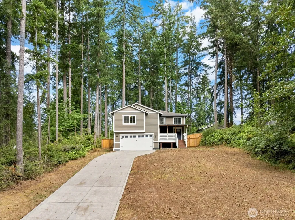 2114 191st Avenue SW Lakebay WA 98349