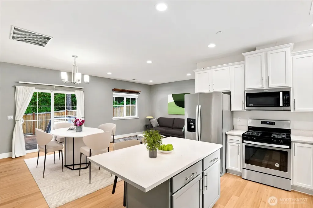 2114 191st Avenue SW Lakebay WA 98349