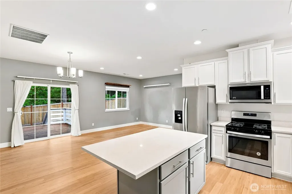 2114 191st Avenue SW Lakebay WA 98349