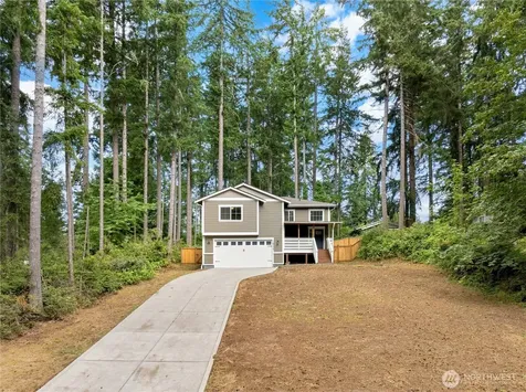 2114 191st Avenue SW Lakebay WA 98349