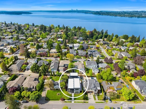 635 17th Avenue W Kirkland WA 98033