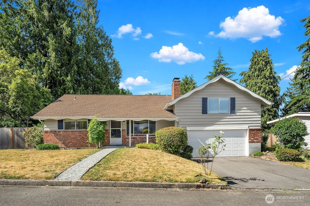 4504 S 163rd Place Tukwila WA 98188