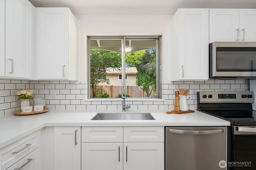 4504 S 163rd Place Tukwila WA 98188