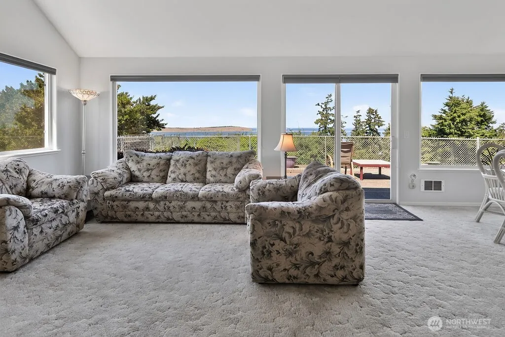 332 Lupine Drive Sequim WA 98382