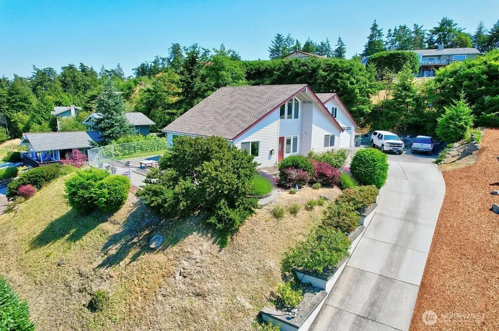 332 Lupine Drive Sequim WA 98382
