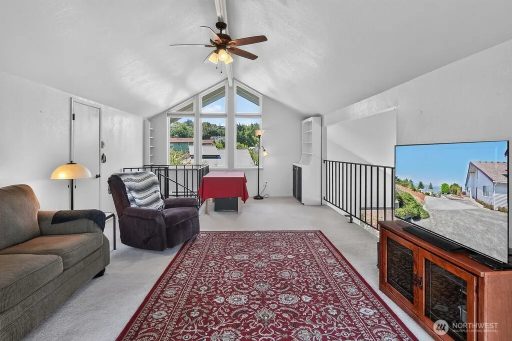 332 Lupine Drive Sequim WA 98382