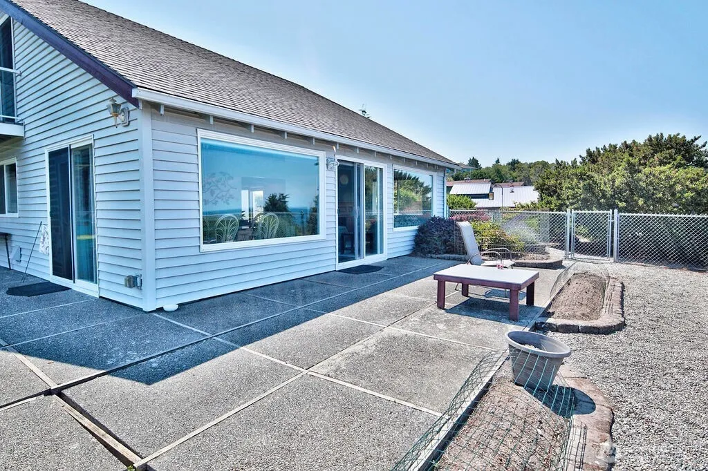 332 Lupine Drive Sequim WA 98382