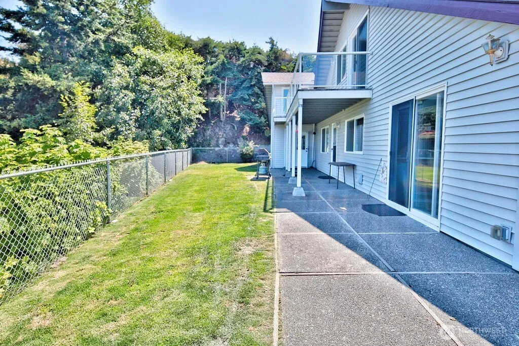 332 Lupine Drive Sequim WA 98382
