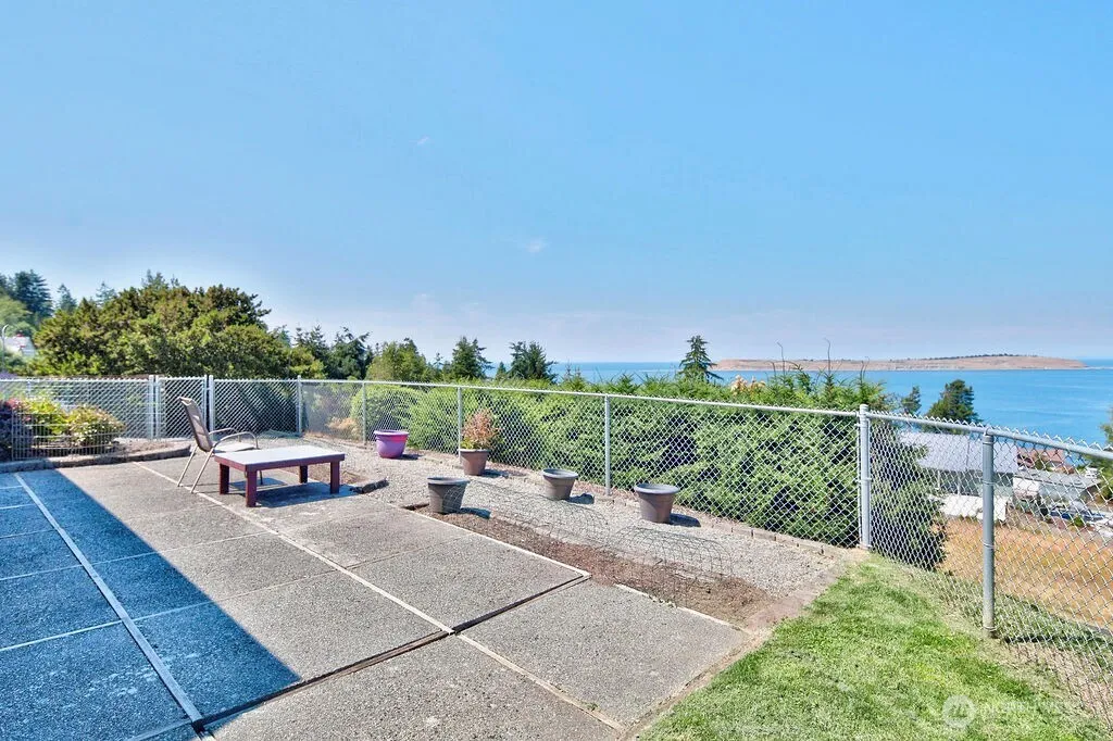 332 Lupine Drive Sequim WA 98382