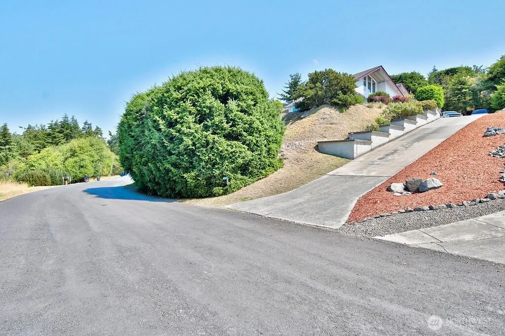 332 Lupine Drive Sequim WA 98382