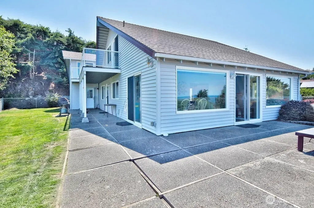 332 Lupine Drive Sequim WA 98382