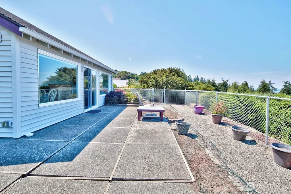 332 Lupine Drive Sequim WA 98382