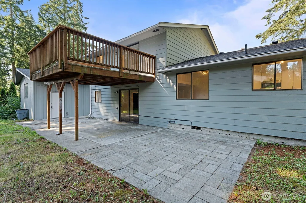 14128 106th Avenue Ct E Puyallup WA 98374