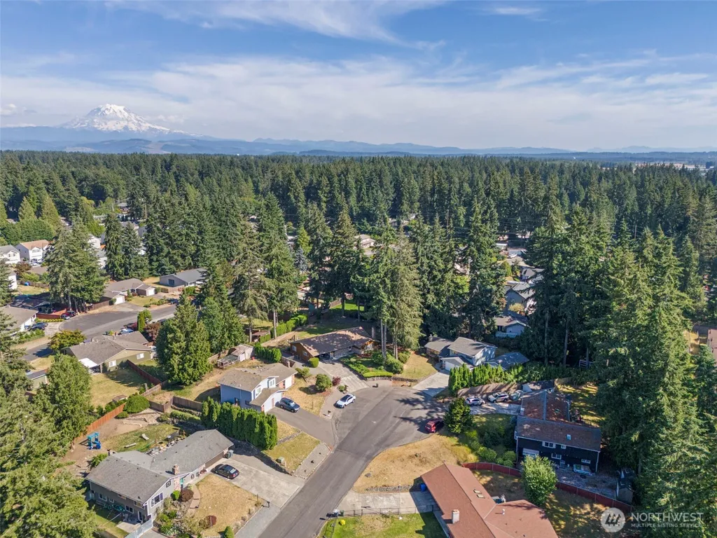 14128 106th Avenue Ct E Puyallup WA 98374