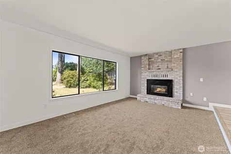 14128 106th Avenue Ct E Puyallup WA 98374