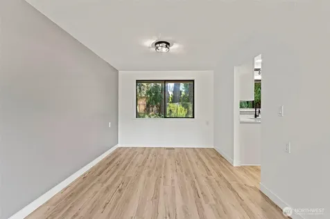 14128 106th Avenue Ct E Puyallup WA 98374
