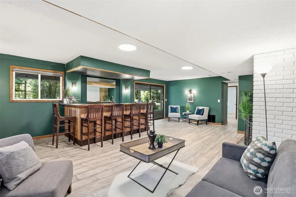 31650 36th Avenue SW Federal Way WA 98023