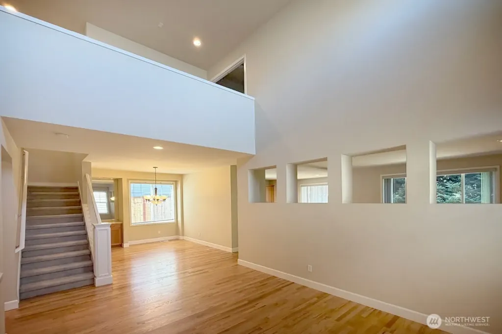 913 273rd Place SE Sammamish WA 98075