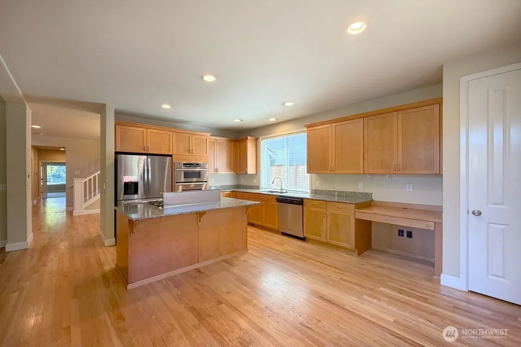 913 273rd Place SE Sammamish WA 98075