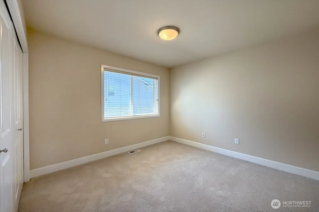 913 273rd Place SE Sammamish WA 98075