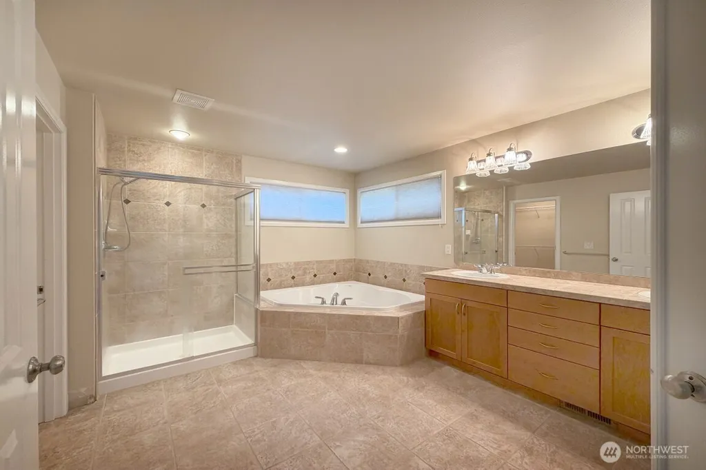 913 273rd Place SE Sammamish WA 98075