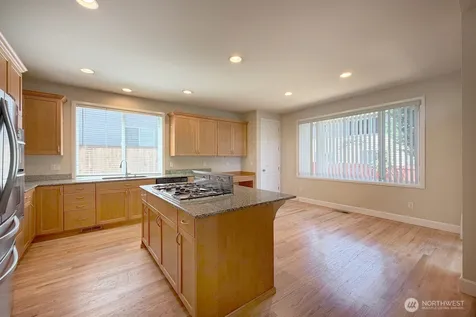 913 273rd Place SE Sammamish WA 98075