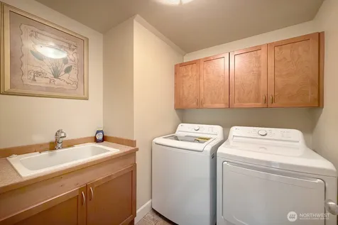 913 273rd Place SE Sammamish WA 98075
