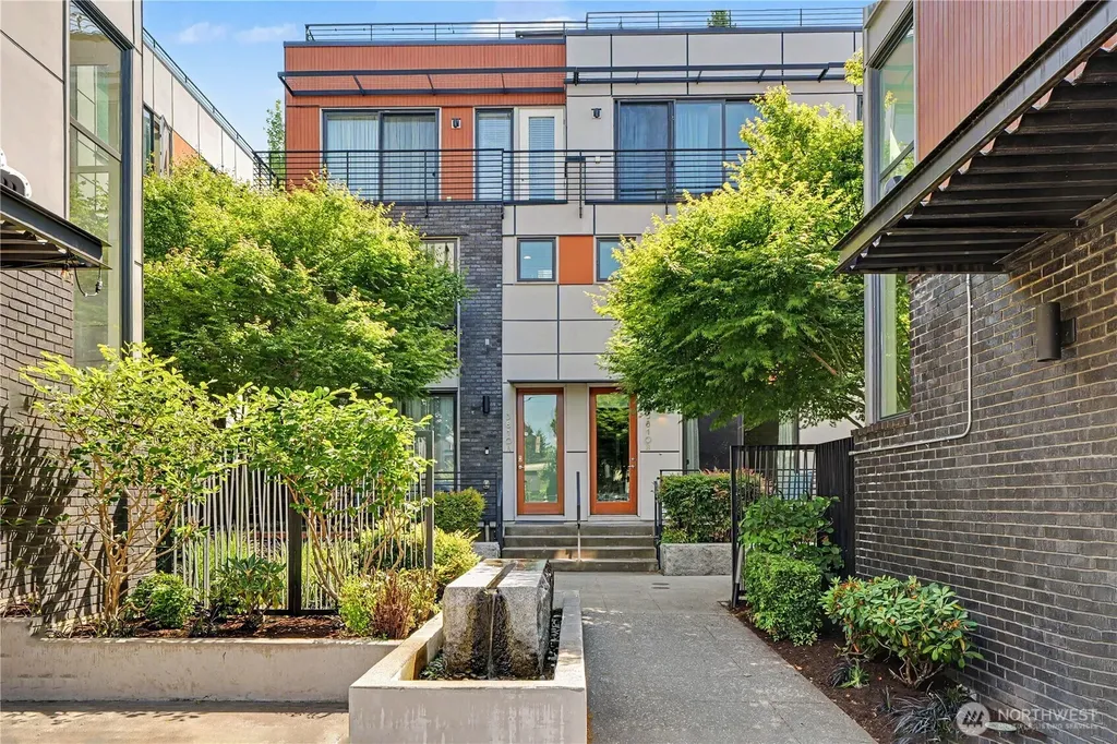 3810 California Avenue SW Seattle WA 98116