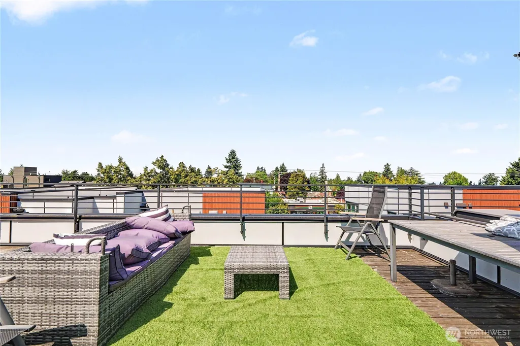 3810 California Avenue SW Seattle WA 98116