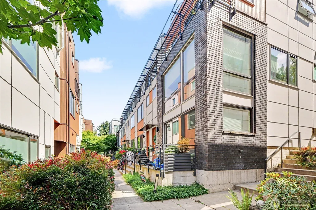 3810 California Avenue SW Seattle WA 98116