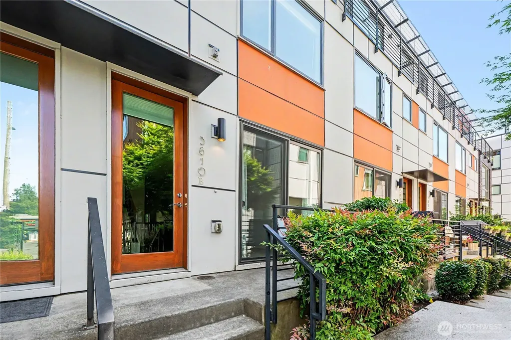 3810 California Avenue SW Seattle WA 98116