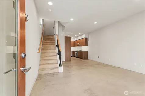 3810 California Avenue SW Seattle WA 98116