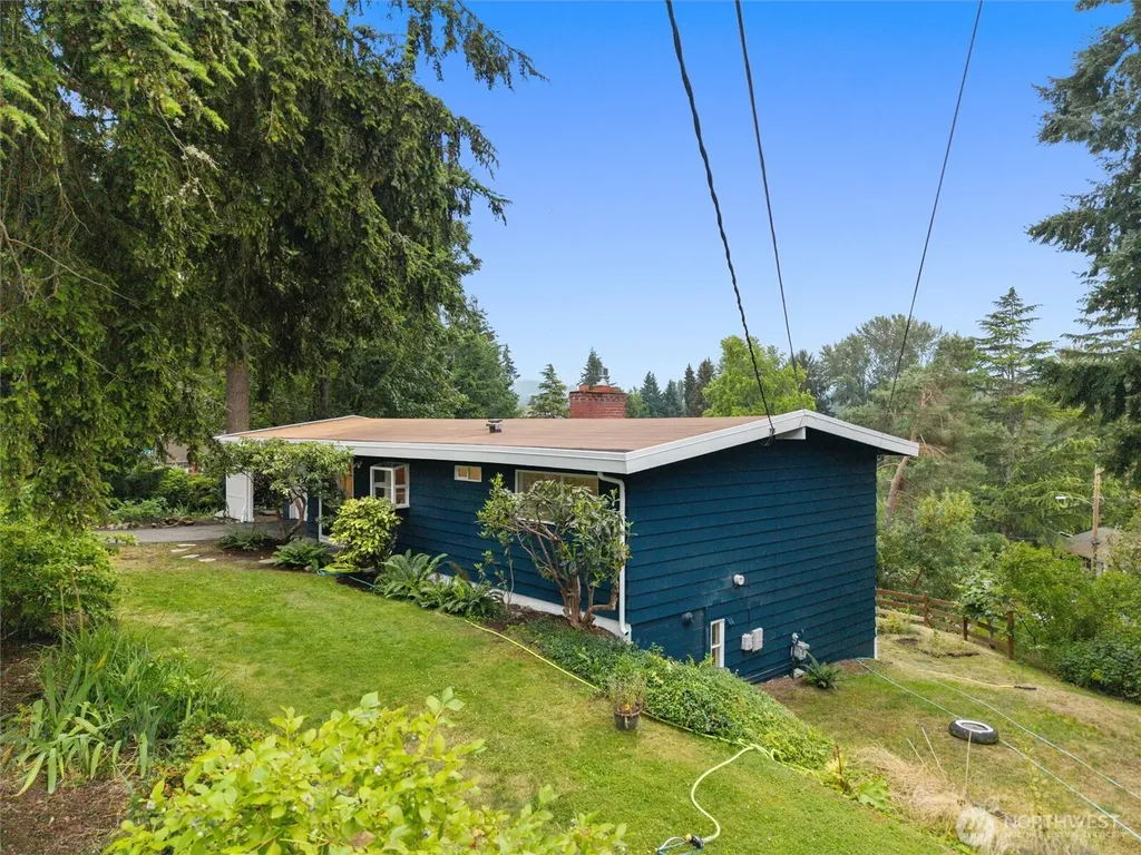 15805 SE 12th Place Bellevue WA 98008