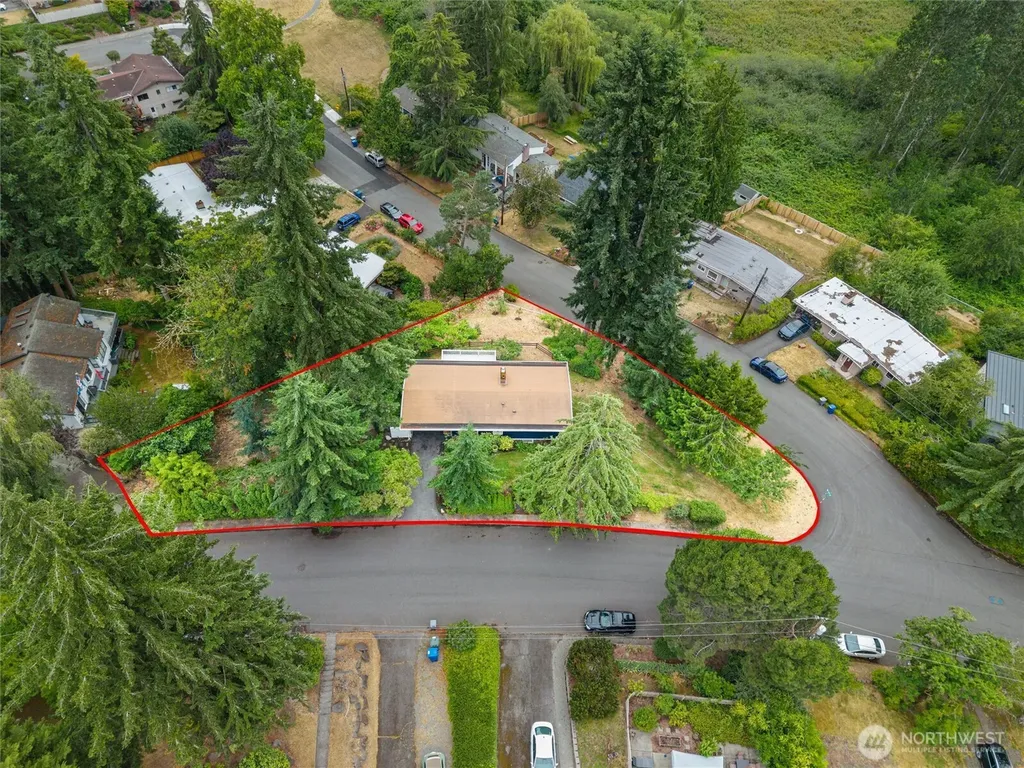 15805 SE 12th Place Bellevue WA 98008