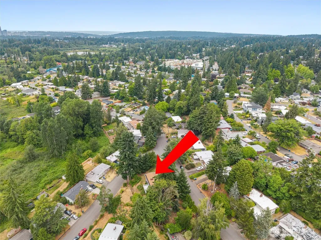 15805 SE 12th Place Bellevue WA 98008