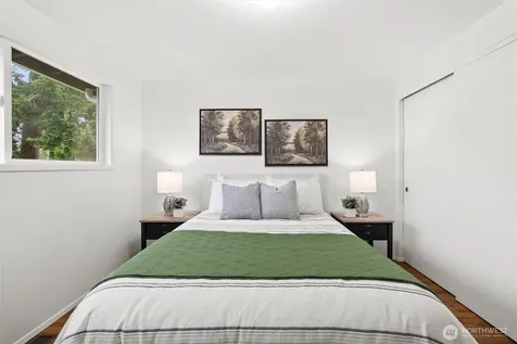 15805 SE 12th Place Bellevue WA 98008