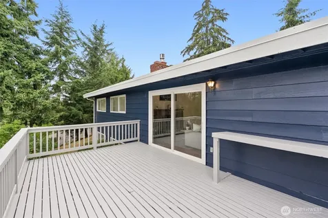 15805 SE 12th Place Bellevue WA 98008