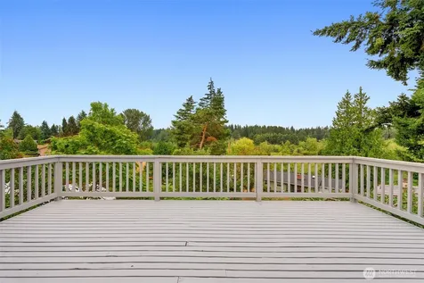 15805 SE 12th Place Bellevue WA 98008