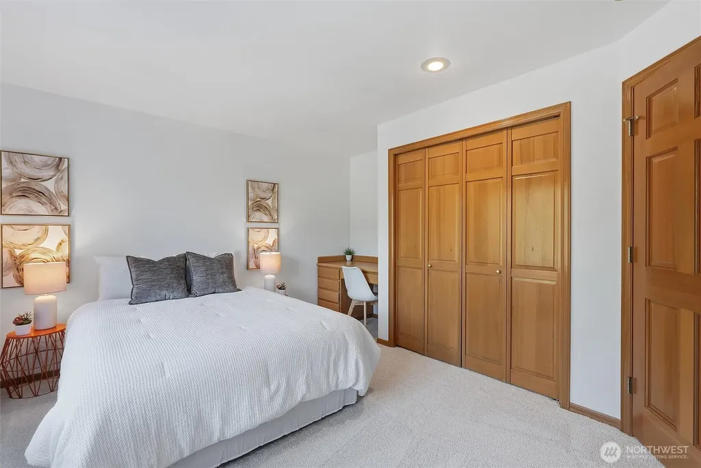 19611 NE 129th Way Woodinville WA 98077