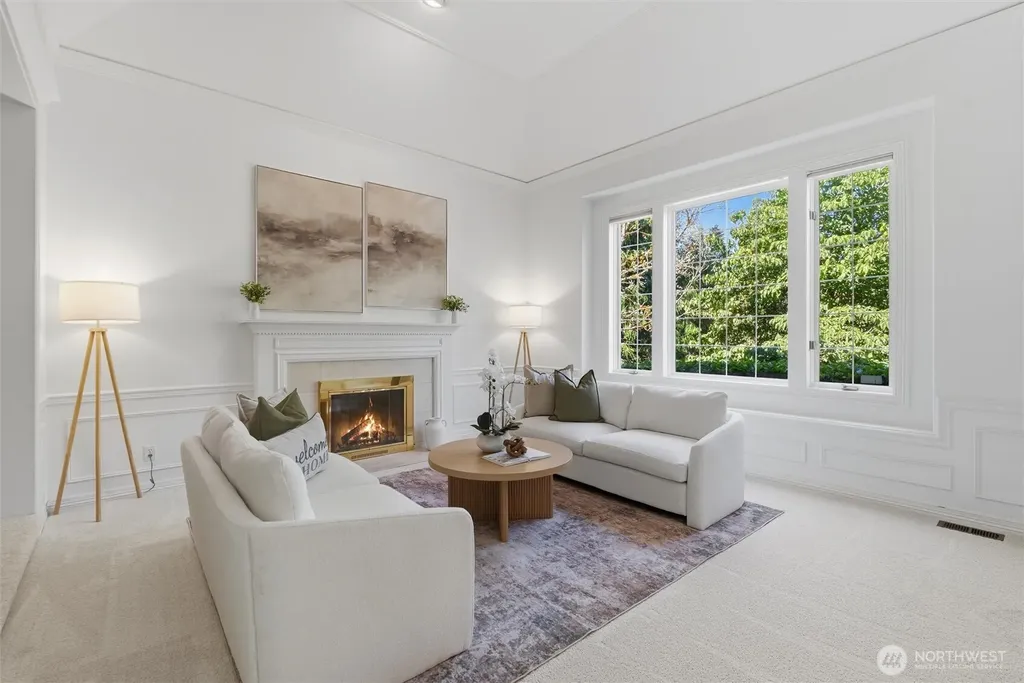 19611 NE 129th Way Woodinville WA 98077