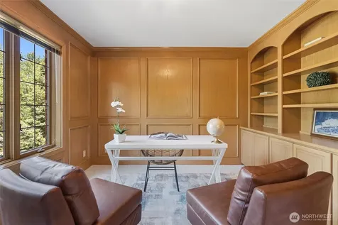 19611 NE 129th Way Woodinville WA 98077