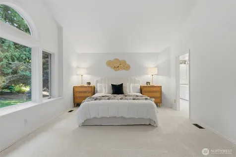 19611 NE 129th Way Woodinville WA 98077