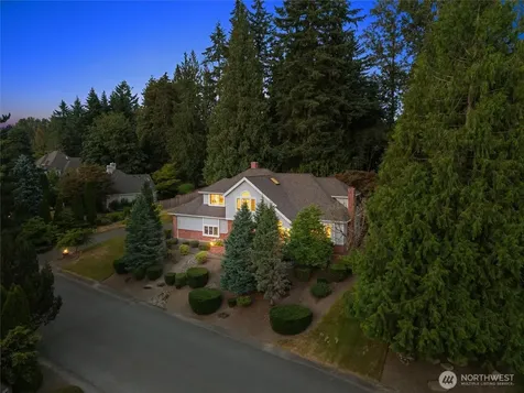 19611 NE 129th Way Woodinville WA 98077