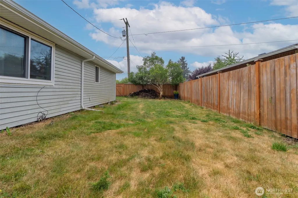 1021 H Street Centralia WA 98531
