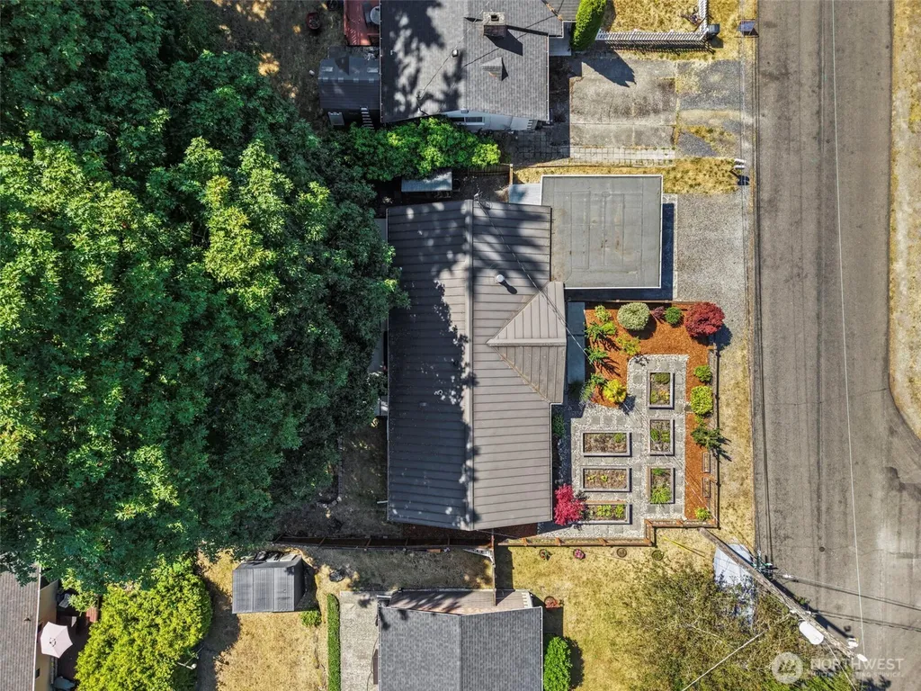 18218 Palatine Avenue N Shoreline WA 98133